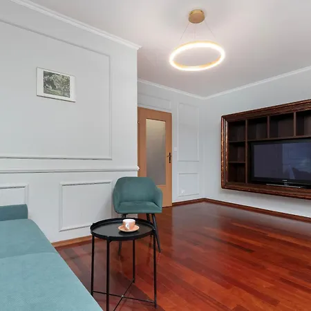 Apartmán Stylish Family With Parking And 2 Balcony By Renters *