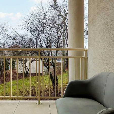 Stylish Family With Parking And 2 Balcony By Renters Apartmán *